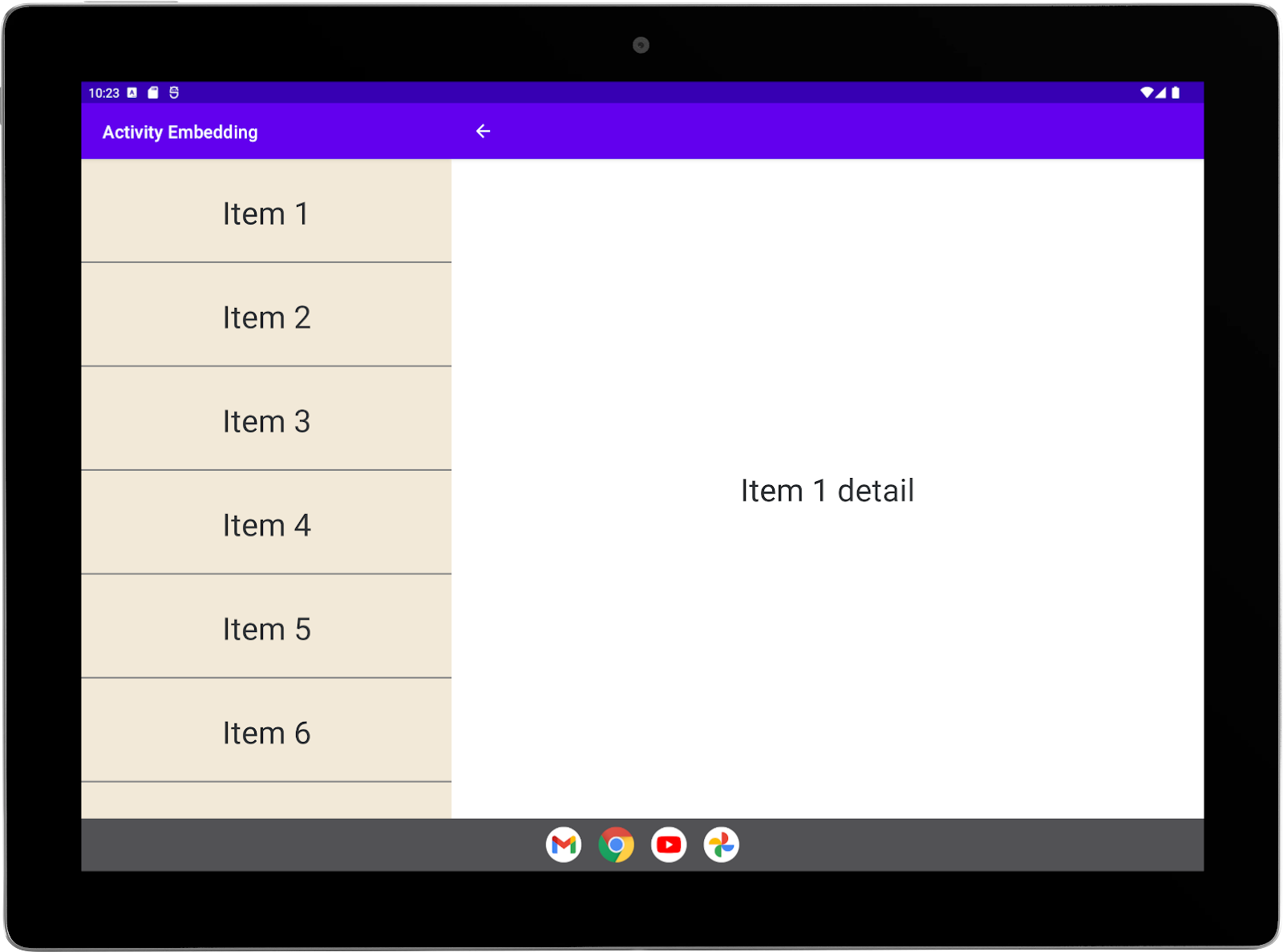 Tablet grande con la app de ejemplo ejecutándose en orientación horizontal. Actividades de lista y detalles en un diseño de lista-detalles.