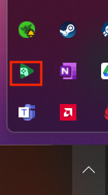 Screenshot der Windows 11-Taskleiste Das Bild der Karotte ist ausgewählt, um ausgeblendete Symbole anzuzeigen. Um das 